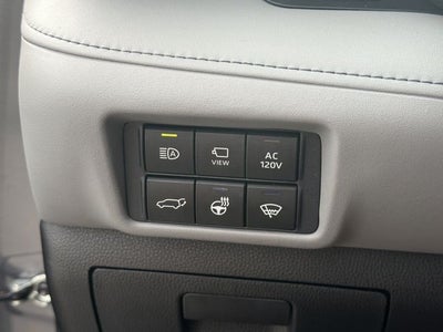 2021 Toyota Highlander Hybrid Platinum