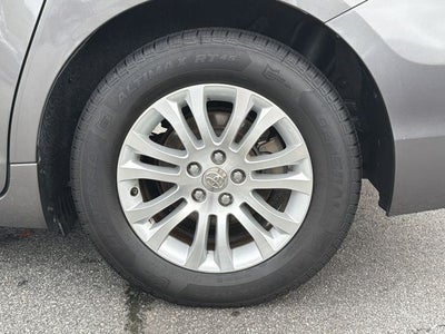 2014 Toyota Sienna XLE 8 Passenger