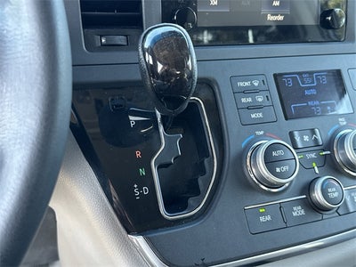 2015 Toyota Sienna L 7 Passenger