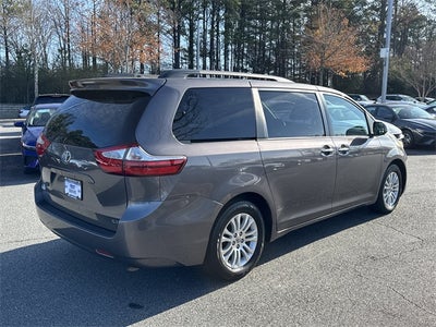 2015 Toyota Sienna L 7 Passenger
