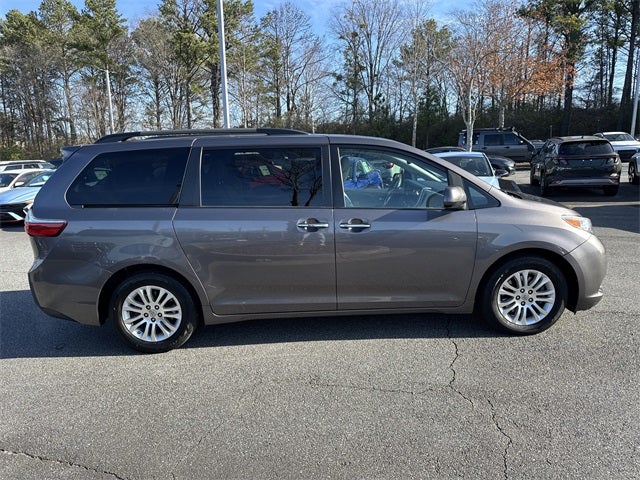 2015 Toyota Sienna L 7 Passenger