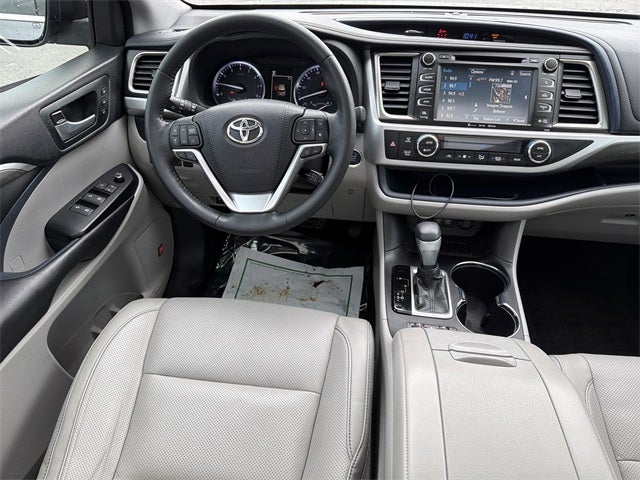 2018 Toyota Highlander Limited Platinum