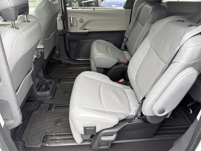 2023 Toyota Sienna Limited 7 Passenger