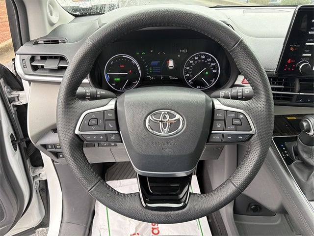 2023 Toyota Sienna Limited 7 Passenger