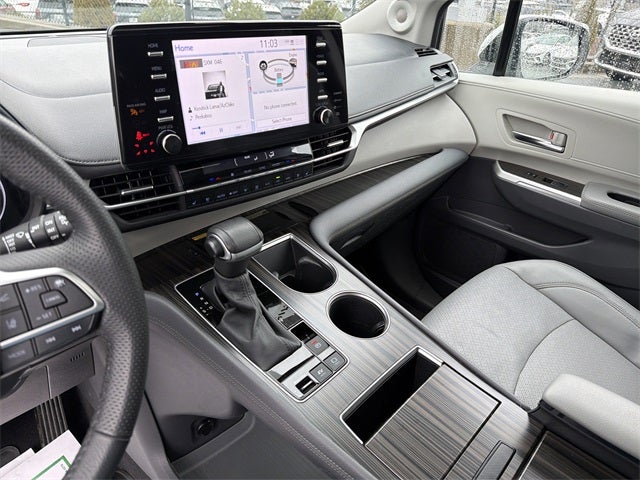 2023 Toyota Sienna Limited 7 Passenger