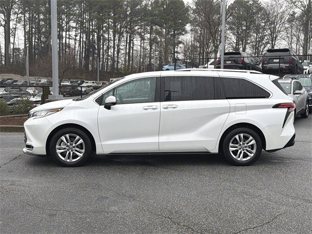2023 Toyota Sienna Limited 7 Passenger