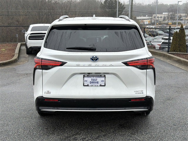 2023 Toyota Sienna Limited 7 Passenger