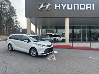 2023 Toyota Sienna Limited 7 Passenger