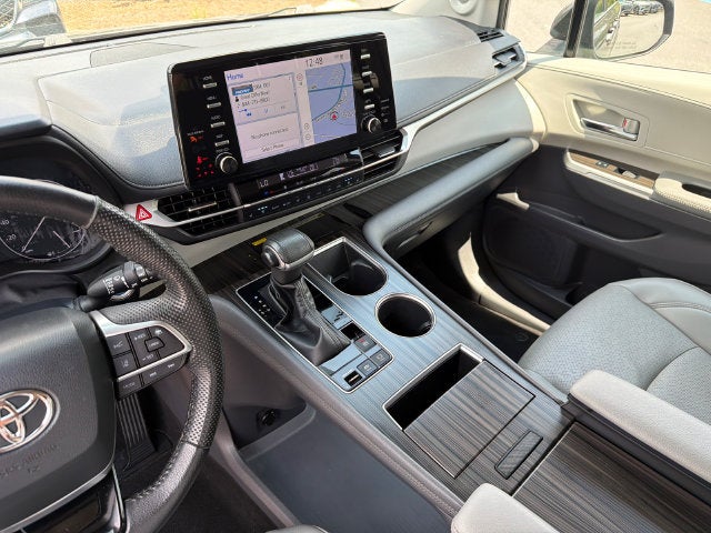 2022 Toyota Sienna Limited 7 Passenger
