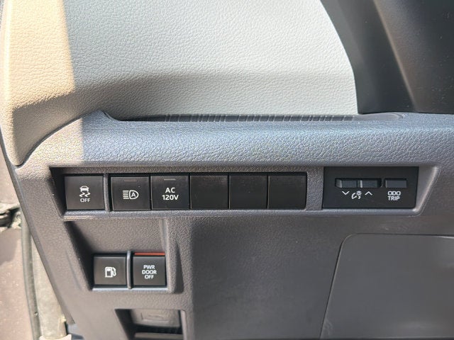 2022 Toyota Sienna Limited 7 Passenger