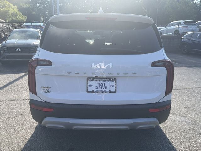 2022 Kia Telluride LX