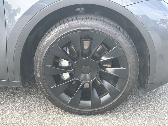 2023 Tesla Model Y Standard Range