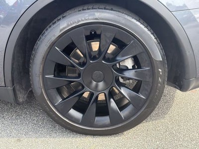 2023 Tesla Model Y Standard Range