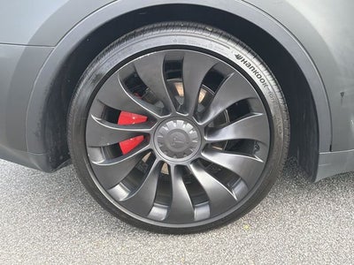 2025 Tesla Model Y Performance