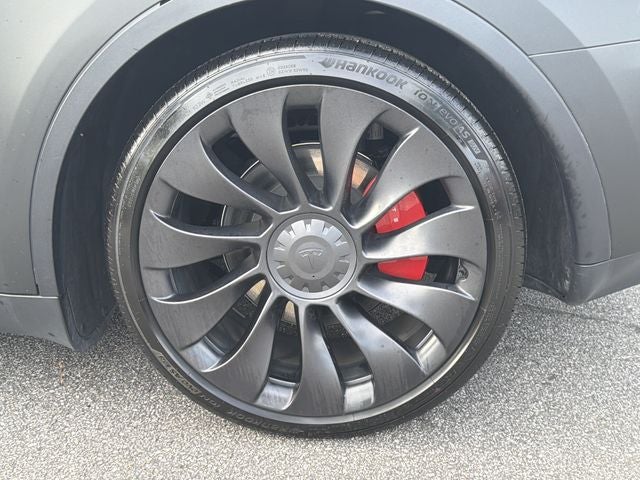 2025 Tesla Model Y Performance