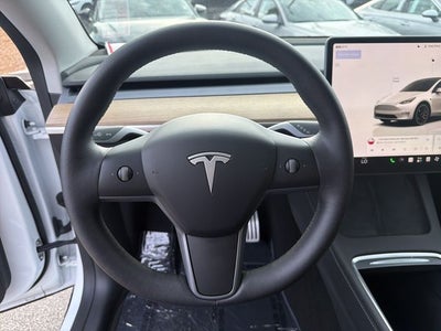 2025 Tesla Model Y Performance