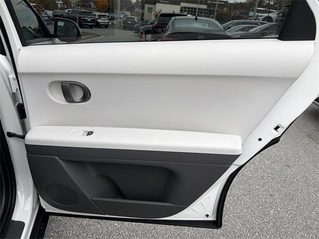 2026 Hyundai IONIQ 5 SE