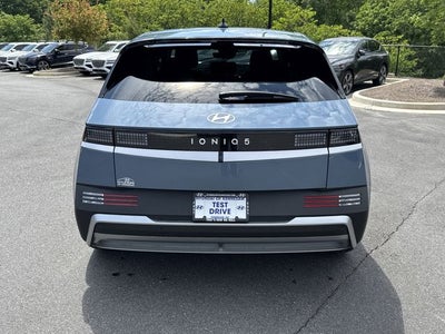 2026 Hyundai IONIQ 5 SE