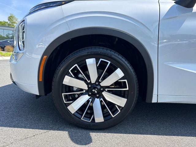 2025 Mitsubishi Outlander SEL