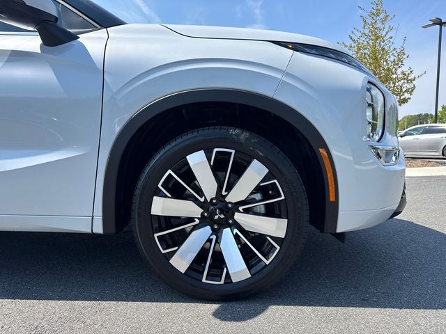2025 Mitsubishi Outlander SEL