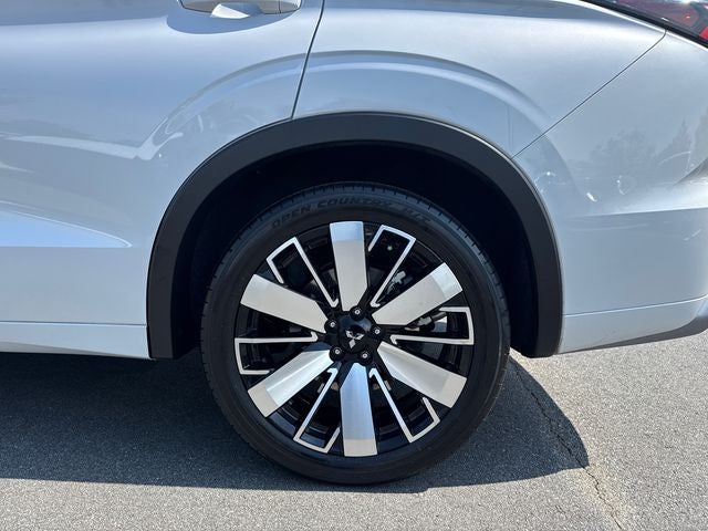 2025 Mitsubishi Outlander SEL