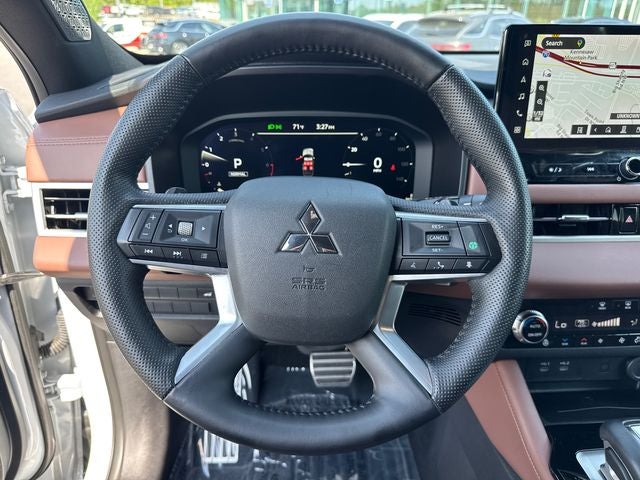 2025 Mitsubishi Outlander SEL