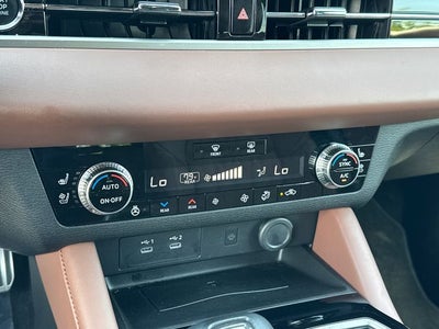 2025 Mitsubishi Outlander SEL