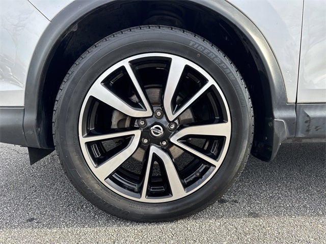 2017 Nissan Rogue Sport SL