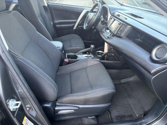2016 Toyota RAV4 Hybrid XLE