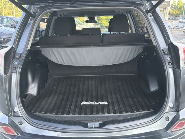 2016 Toyota RAV4 Hybrid XLE