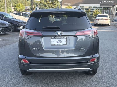 2016 Toyota RAV4 Hybrid XLE