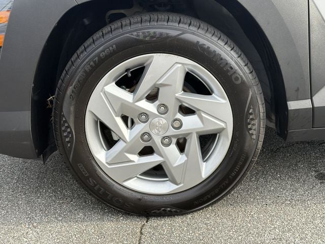 2025 Hyundai KONA SE