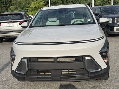 2025 Hyundai KONA SE