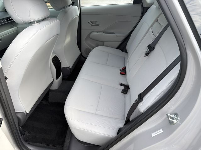 2025 Hyundai KONA SE