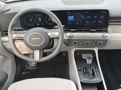 2025 Hyundai KONA SE