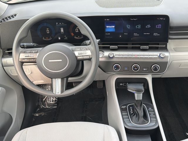 2025 Hyundai KONA SE