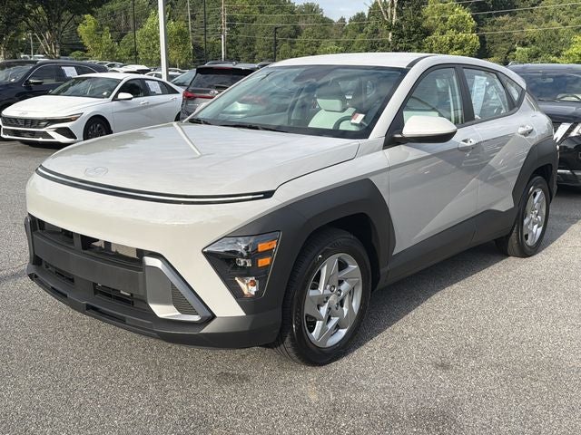 2025 Hyundai KONA SE