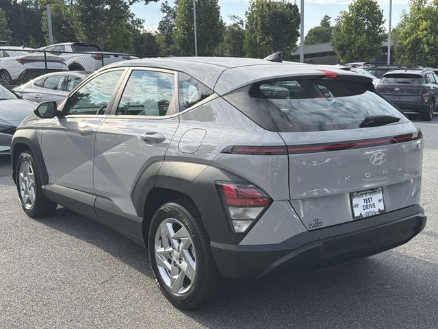 2025 Hyundai KONA SE