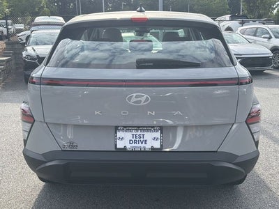 2025 Hyundai KONA SE