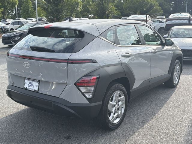 2025 Hyundai KONA SE