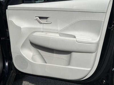 2026 Hyundai KONA SE FWD