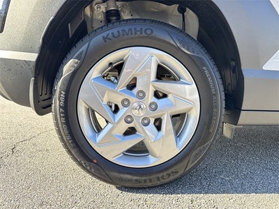 2026 Hyundai KONA SE FWD