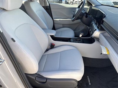 2026 Hyundai KONA SE FWD