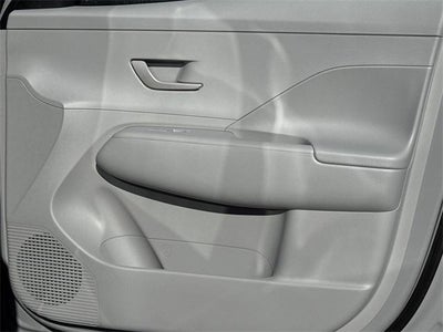 2026 Hyundai KONA SE FWD