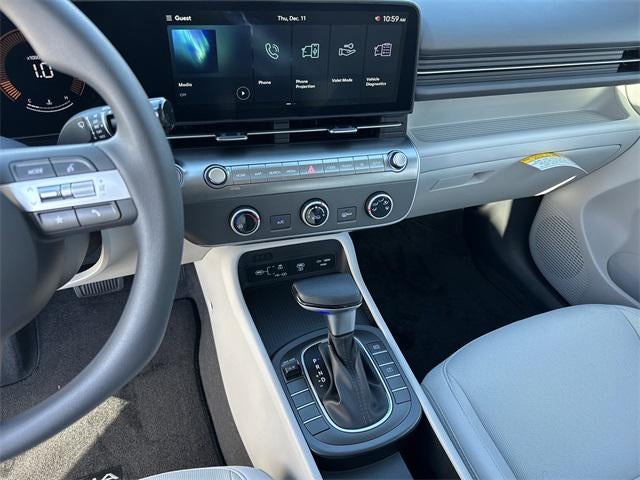 2026 Hyundai KONA SE FWD