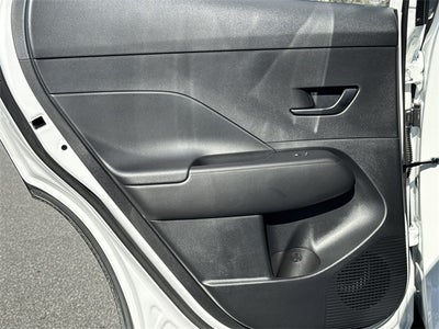 2026 Hyundai KONA SE FWD