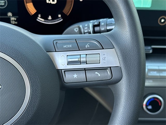 2026 Hyundai KONA SE FWD