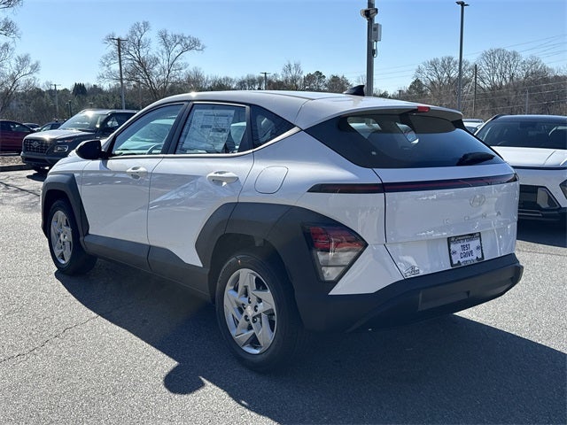 2026 Hyundai KONA SE FWD