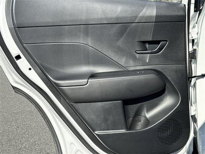 2026 Hyundai KONA SE FWD