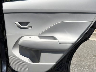 2026 Hyundai KONA SE FWD